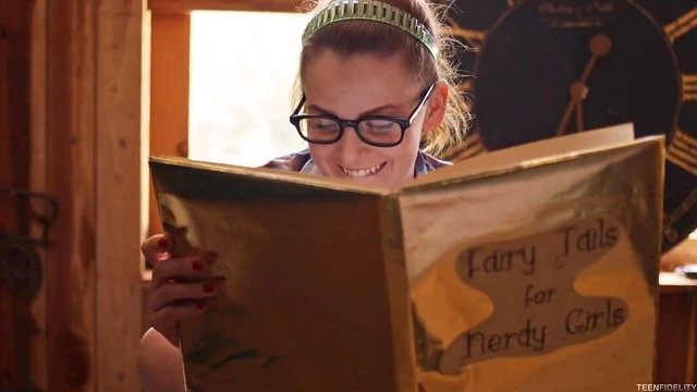 Bookish Nerd's Hairy Bush Fucked Passionately by Hung Stud