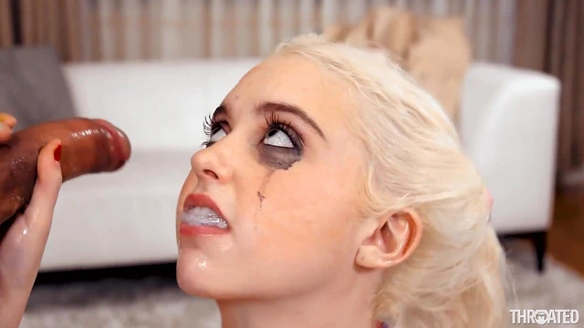 Chloe Cherry's Blonde Cutie Gets Sweetly Talked Into Deep Cock Sucking