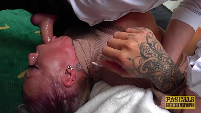 Sexy Brooke Jameson Fucks Friend As Her Fake Tits Bounce Seductively