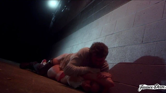 Public Passion: Rough Outdoor Anal Action with Dahlia Sky